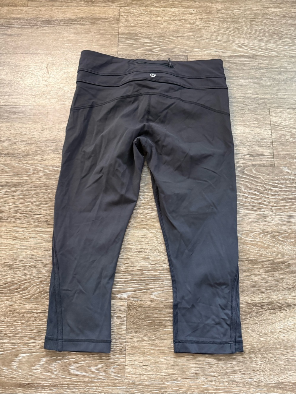 Lululemon Crop Leggings Black - Picture 4 of 7